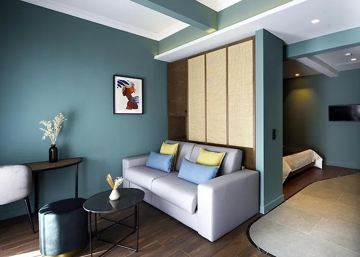 Roomore * Thessaloniki