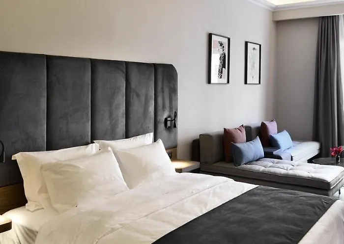 Roomore * Thessaloniki